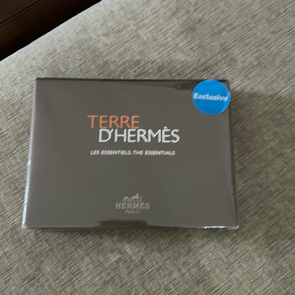 Hermes essentials girt set